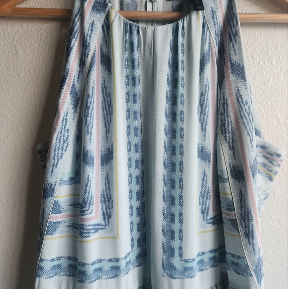 BCBGMAXAZRIA Cambria Mini Shift Dress | Crystal Blue Keyhole | Size 4 EUC - Picture 6 of 8